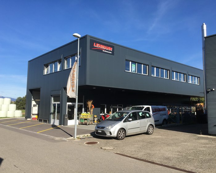 Halle artisanale Benninger Inox AG à Sutz-Lattrigen