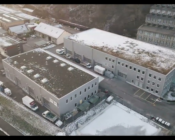 Halles artisanales Carrosserie Filipelli SA à Ittigen